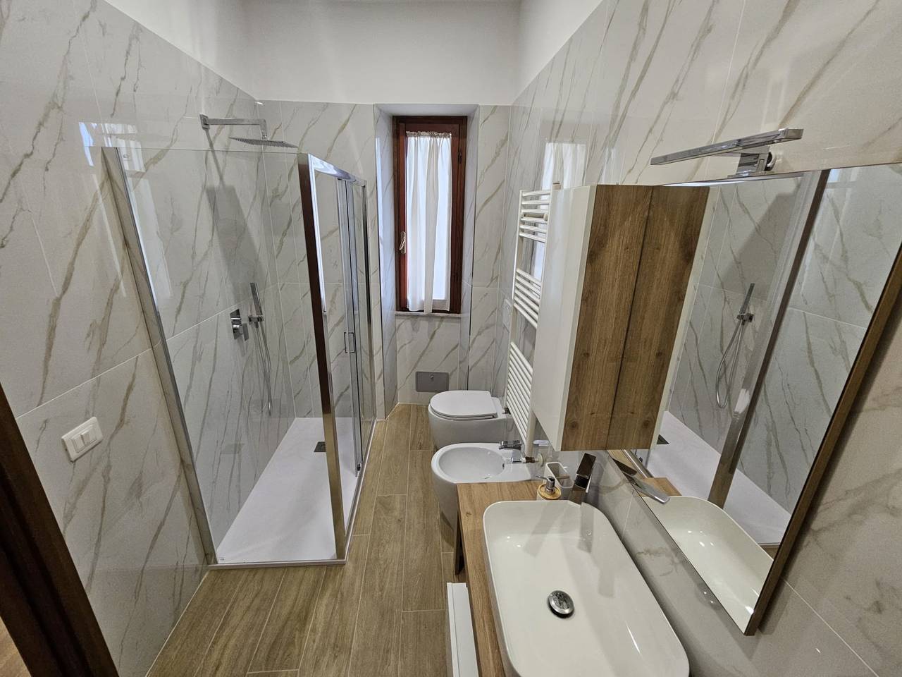 La Darsena Guesthouse Room 2 - by Be Your Home in Civitavecchia, Provincia di Roma