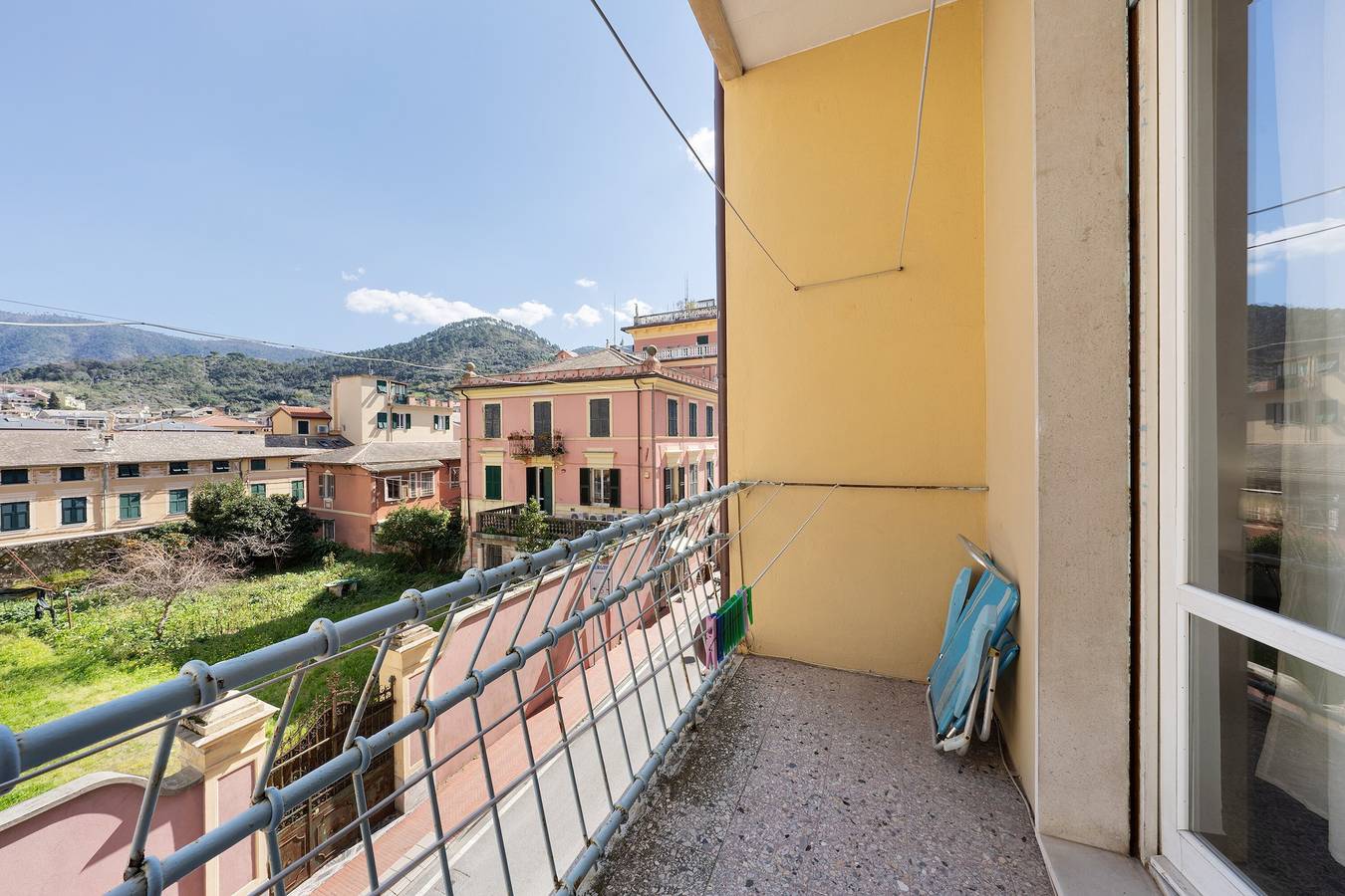 Appartement entier, Appartement 'Nadia' avec balcon et Wi-Fi in Levanto, Commune de Levanto