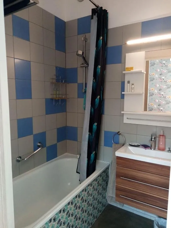 Apartamento de vacaciones para 2 personas, con vistas y jardín - 1