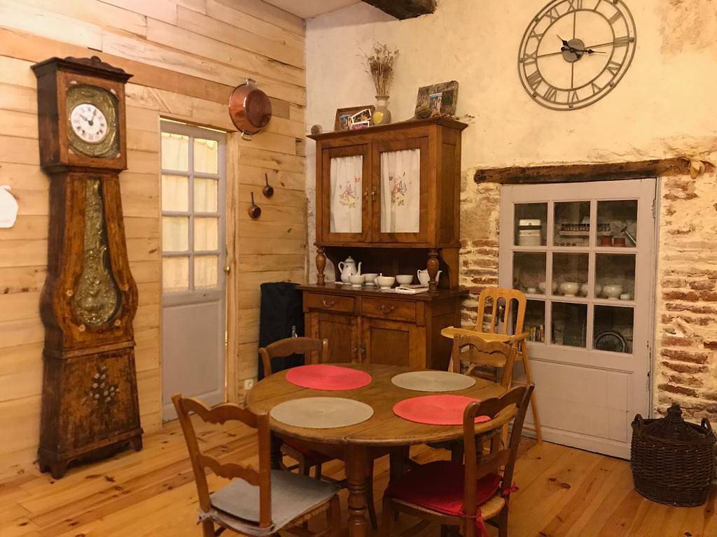 Gite Loriot côté cour in Penne-d'Agenais, Région de Villeneuve-sur-Lot