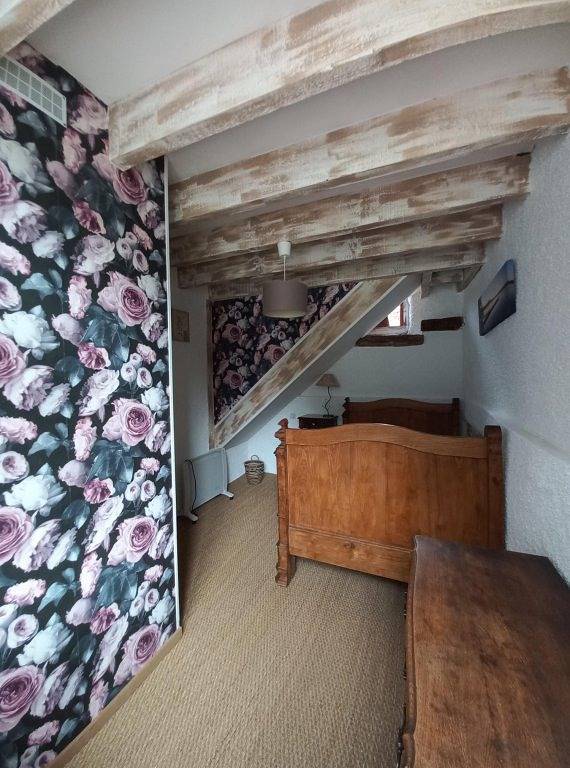 Gîte pour 5 personnes, avec terrasse ainsi que jacuzzi et jardin dans Parc naturel régional des Grands Causses - 4
