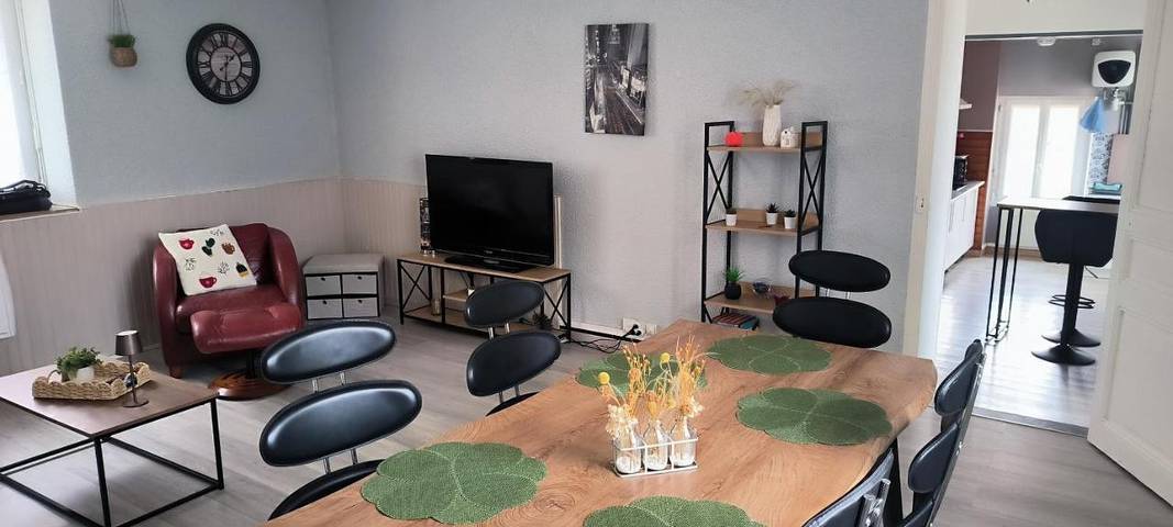 Location de vacances pour 4 personnes, avec vue et terrasse, animaux acceptés à Chauvigny