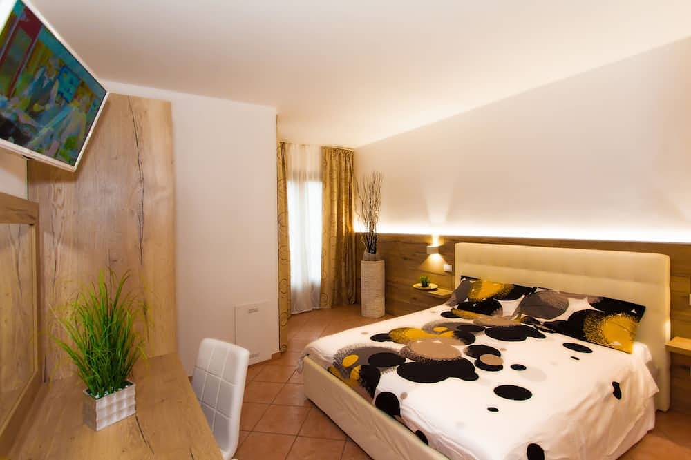 Ganze Wohnung, Residence delle Rose 2 surrounded by greenery and Relaxation in Pieve, Tremosine