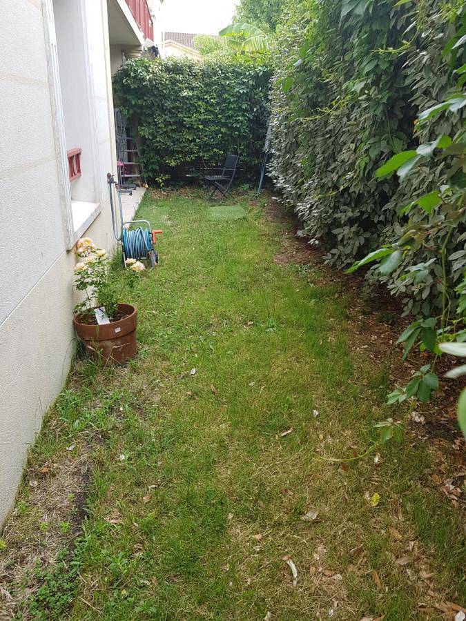 Appartement entier, Three-Bedroom Apartment in Eysines, Région de Bordeaux