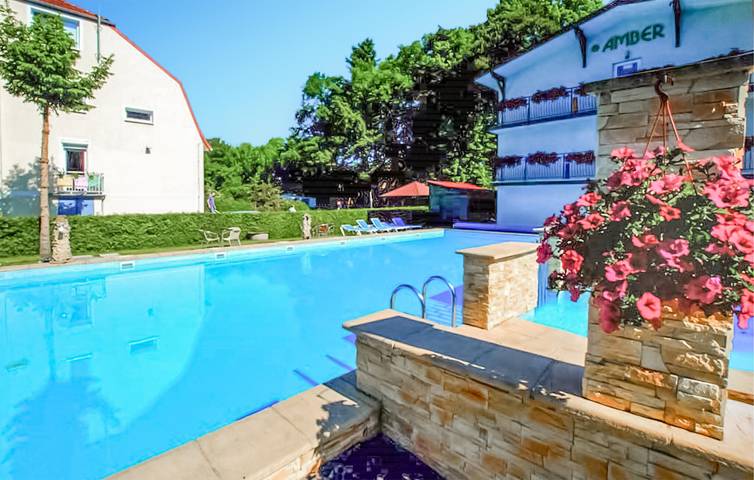 Ferienhaus für 5 Personen, mit Pool und Terrasse in Rewal - 2