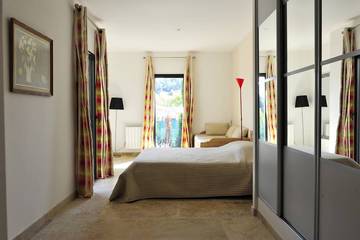 Holiday Rental for 10 People in Vaison-la-Romaine, Parc naturel régional du Mont-Ventoux, Photo 1