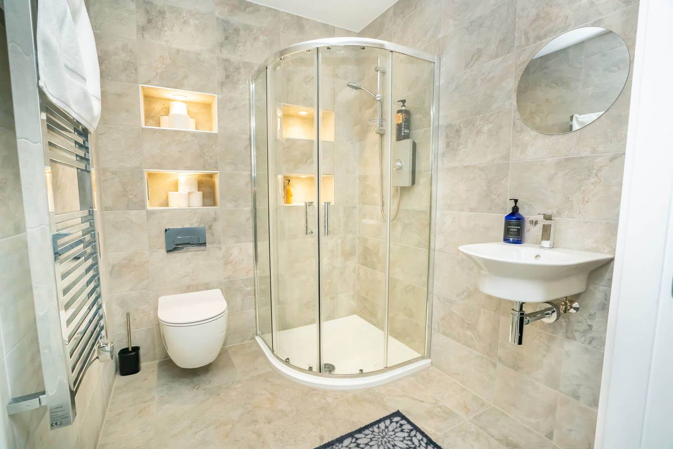 Apartamento entero, Modern 1 Bedroom Apartment in Leicester w Balcony in Leicester, Heart of England