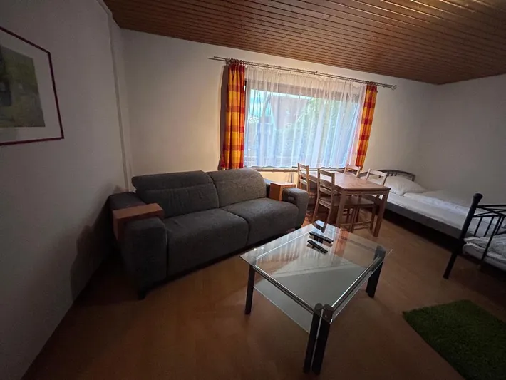 Ferienwohnung für 6 Personen, mit Terrasse und Garten - 1