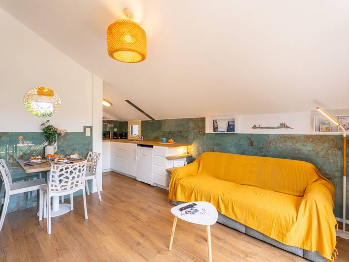 Location de vacances pour 3 personnes, avec Terrasse dans Plage Du Petit Rohu Saint Pierre Quiberon