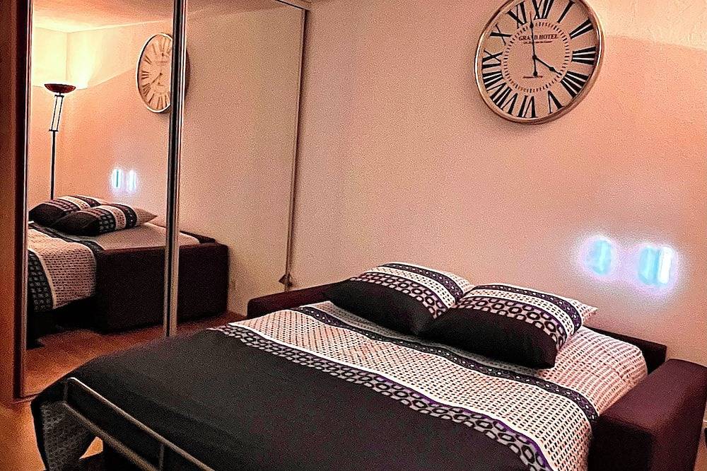 Apartamento entero, Studio apartment in the heart of nature with shared pool and playground in Bœrsch, Bas-Rhin Alsacia