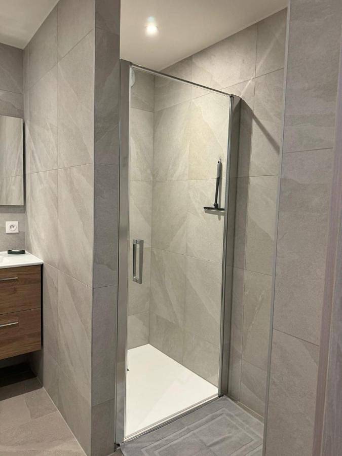 Appartement entier, One-Bedroom Apartment in Saint-Pierre-en-Faucigny, Région de Bonneville