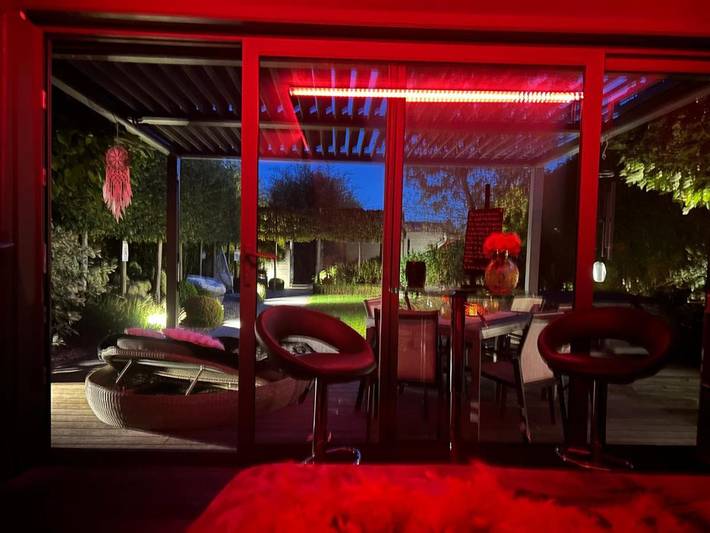 Chambre d’hôte pour 4 personnes, avec jacuzzi ainsi que sauna et jardin à Tournai