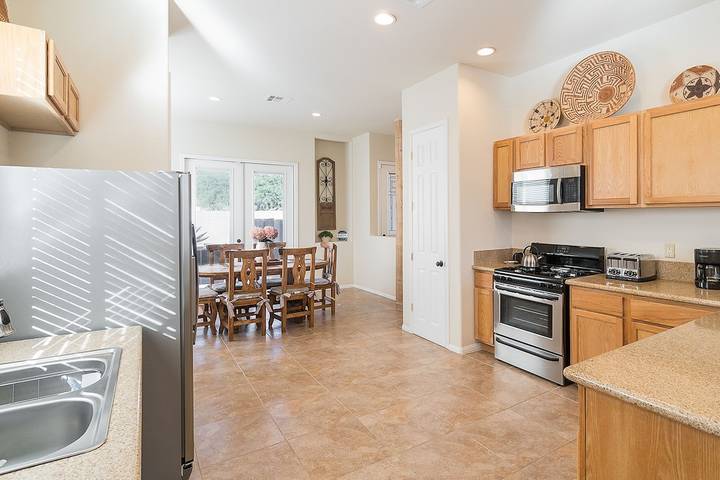 Vacation rental for 8 people, with hot tub and terrace in La Quinta (CA)