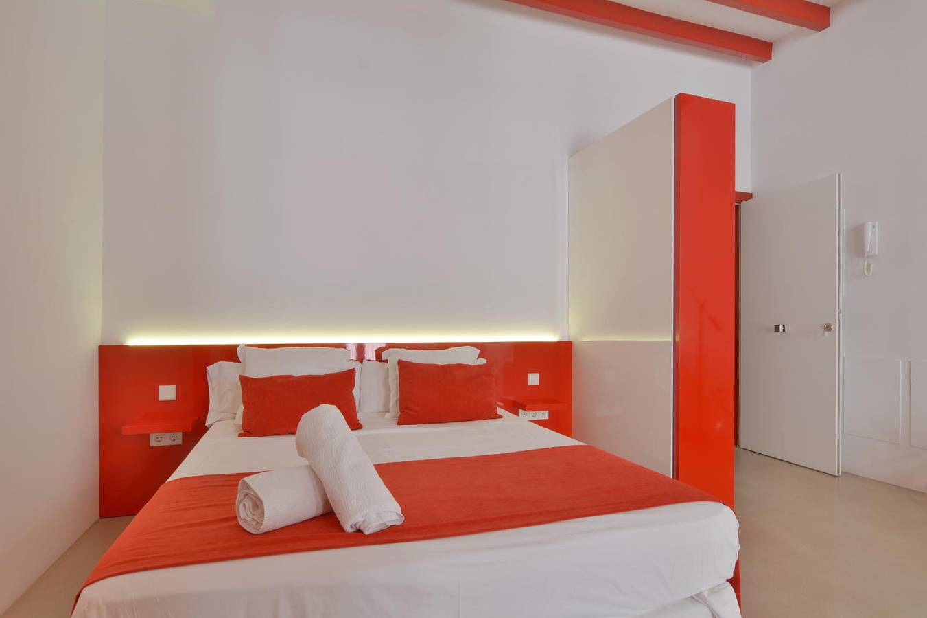 Entire apartment, Apartment with Balcony in Palma Old Town, Palma