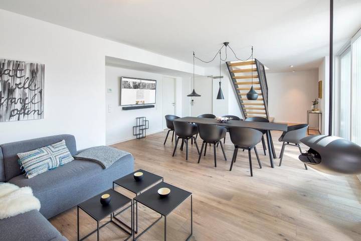 Ferienwohnung für 8 Personen, mit Balkon und Terrasse sowie Sauna und Ausblick in Freiburg im Breisgau - 3