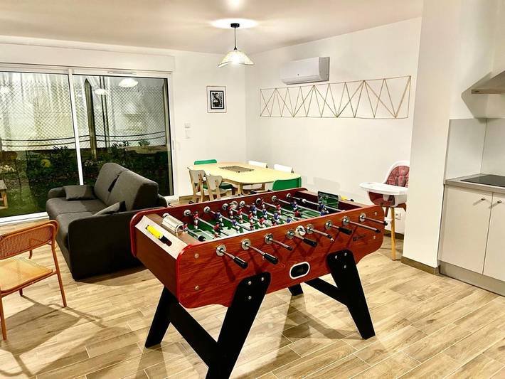 Location de vacances pour 6 personnes, avec terrasse, animaux acceptés à Rosières-près-Troyes