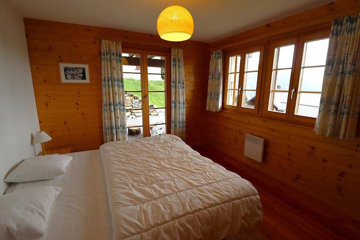 Gîte pour 12 personnes, avec balcon dans Chandolin - 4