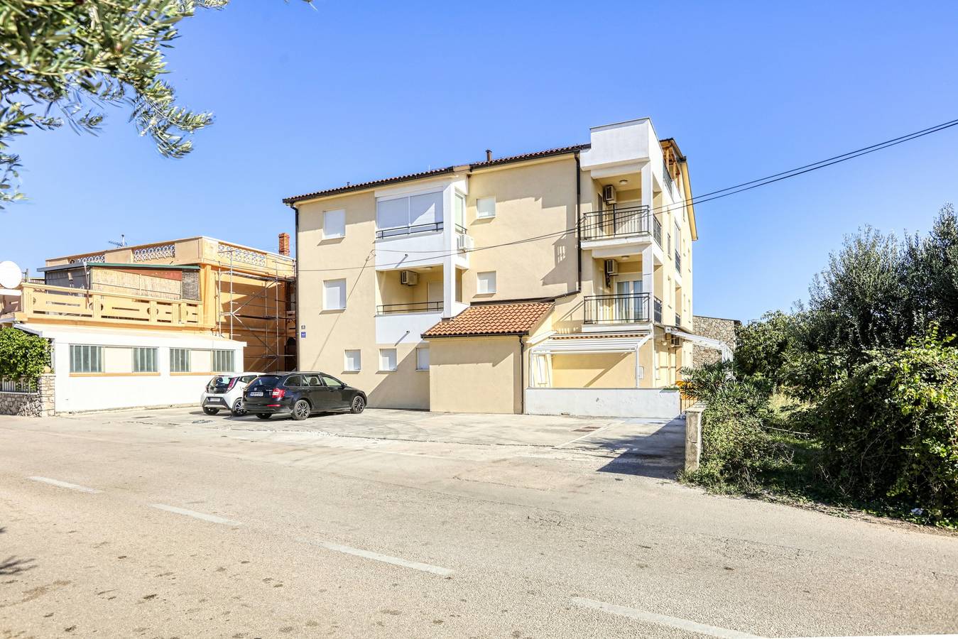 Ganze Wohnung, 2-Zimmer-Ferienwohnung mit Balkon Pirovac, Sibenik A-15659-a in Pirovac, Šibenik-Knin