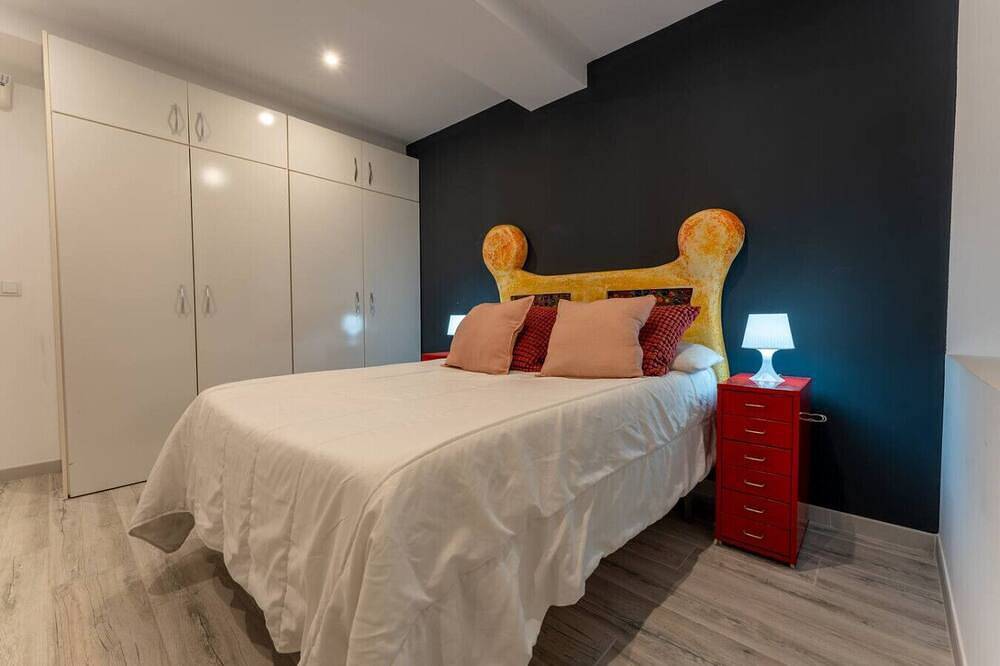 Apartamento entero, Céntrico, amplio y lleno de luz in Santander, Costa de Cantabria