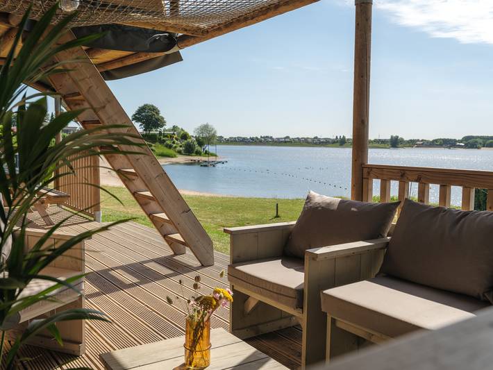 Zelt für 8 Personen, mit Terrasse und Ausblick in Zevenaar - 3