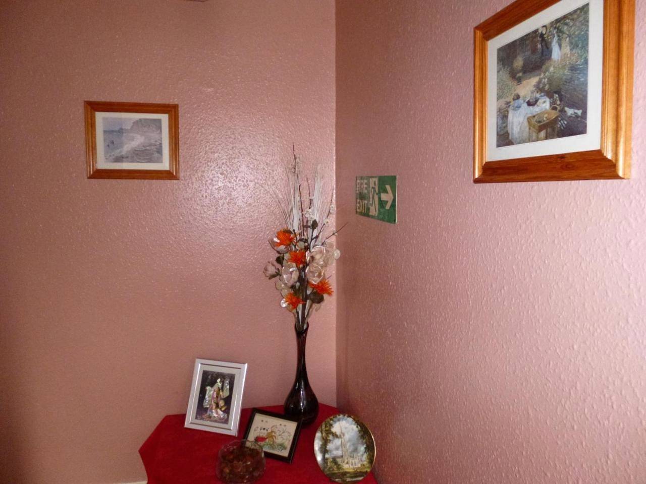 Family Room with Private Bathroom in Inverness, Highlands