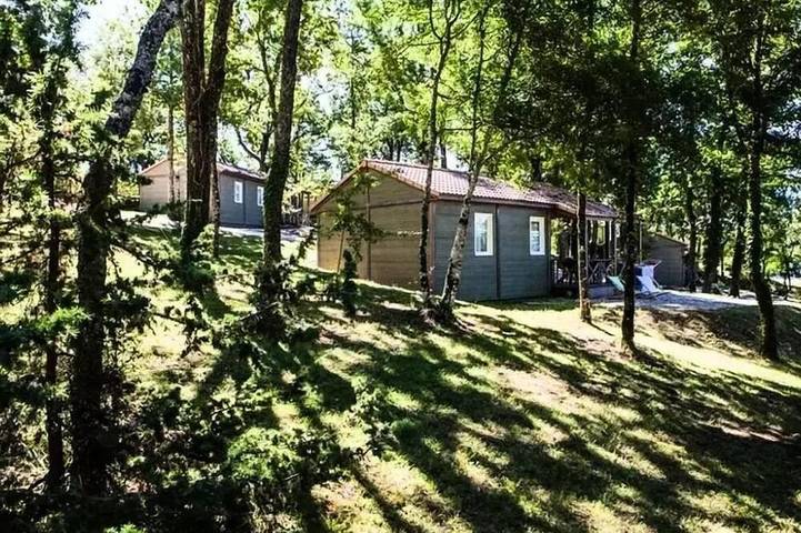 Mobil home pour 4 personnes dans Séniergues