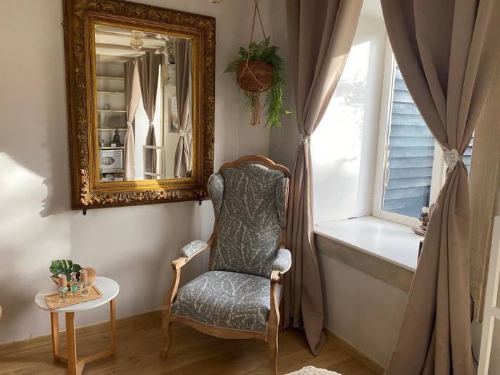 Location de vacances pour 6 personnes, avec vue et jardin à Ver (homonymie) - 2