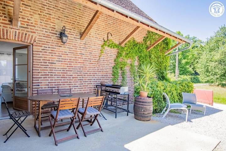 Gîte für 6 Personen, mit Pool und Terrasse sowie Garten, mit Haustier in Burgund - 2