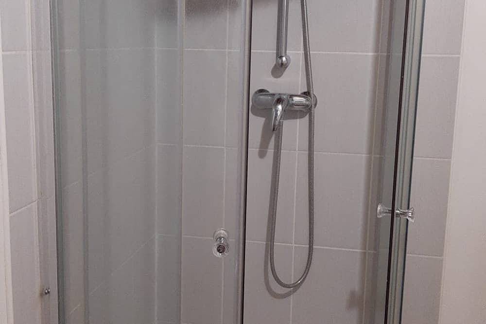Appartement entier, Appartement chaleureux très calme in Mirebeau-sur-Bèze, Région de Dijon