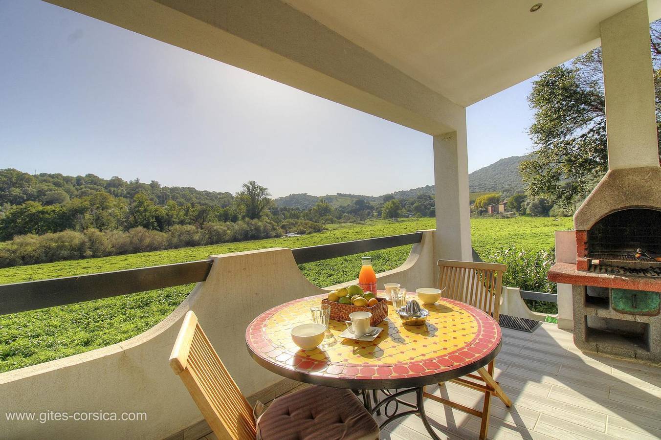 Gîte pour 2 personnes avec jardin in Serra-di-Ferro, Région d'Ajaccio