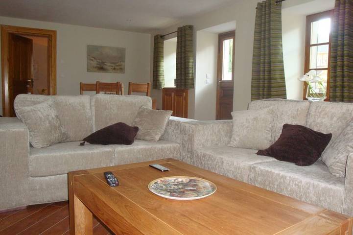 Gîte pour 4 personnes, avec jardin dans Val-de-Chaise - 3