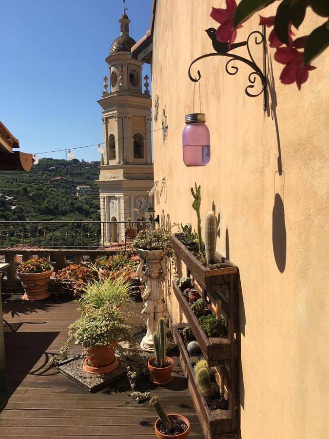 Appartement entier, U Campanin in Vallebona, Riviera di Ponente