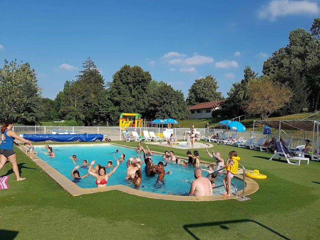 Zecamping 4* familial piscine chauffée pet friendly locatif Bbq 32m2 in Le Grand-Serre, Valence und Umgebung