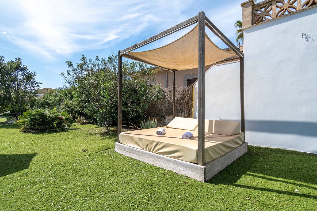 Ferienhaus 'Gemütliches kleines Haus in Meeresnähe' mit privater Terrasse, Wi-Fi und Klimaanlage in Colònia de Sant Pere, Artà