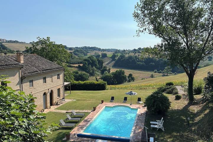 Ferienhaus für 14 Personen, mit Garten