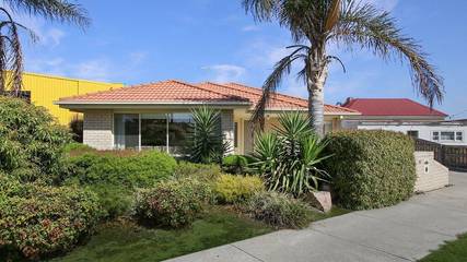 Holiday Home for 6 People in Lakes Entrance, Shire of East Gippsland, Photo 3
