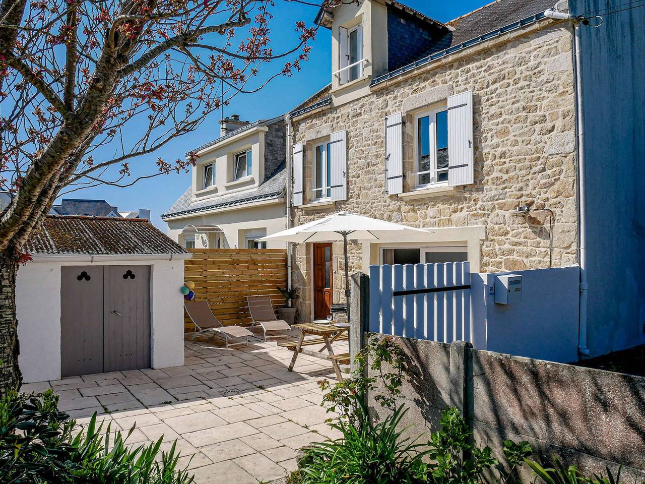 Étel - Maison rénovée 4 pers. avec jardin, terrasse et parking in Étel, Côte des Mégalithes