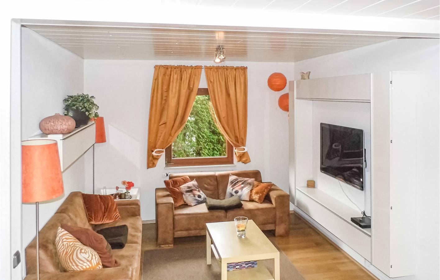 Gemütliche Wohnung mit WiFi, Sauna & Terrasse in Ibraaktué in Kirchheim, Knüllgebirge
