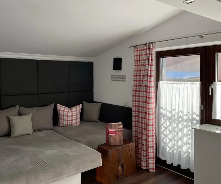 Ferienwohnung für 5 Personen, mit Ausblick und Balkon - 1