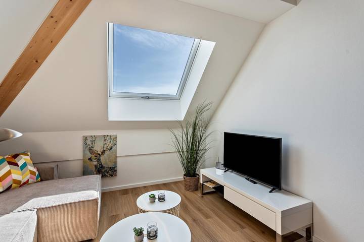 Ganze Wohnung, Ferienwohnung 'Dachgeschosswohnung mit Terrasse' mit Balkon und Wlan in Bruckmühl, Landkreis Rosenheim