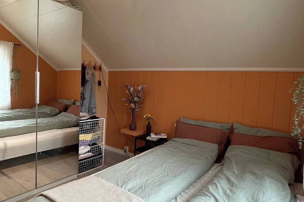 Hel leilighet, Balkong & utekjøkken! Stilig toppleilighet. in Voss