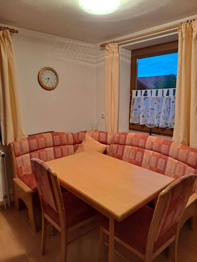 Ferienwohnung für 3 Personen, mit Garten und Ausblick sowie Terrasse - 1