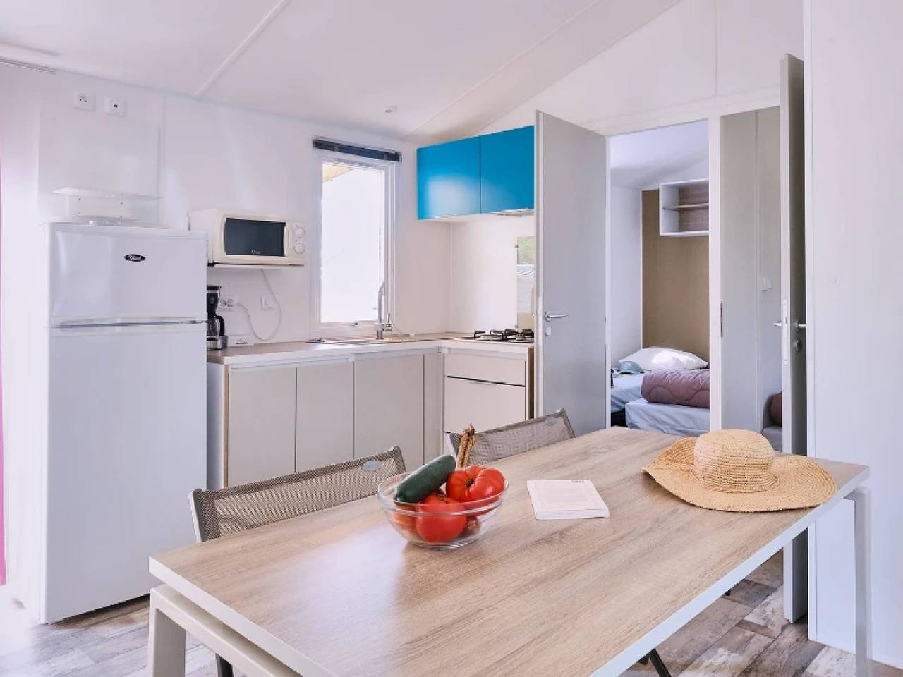 Zecamping 3 étoiles familial piscine chauffée dog friendly cottage clim 30m2 in Lussas, Ardèche
