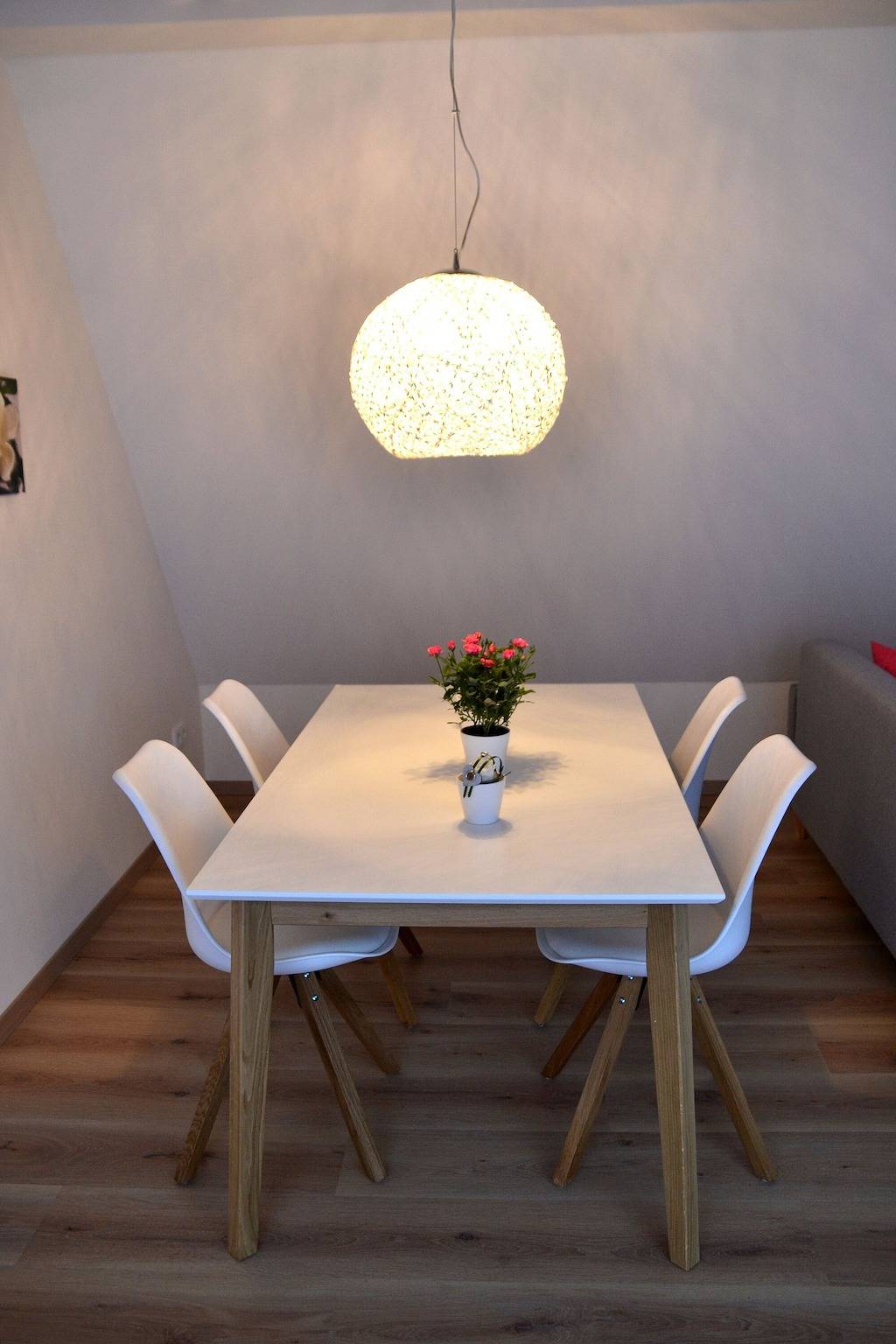 Ganze Wohnung, Apartment 'Ferienwohnung 4 Spätburgunder 56qm' mit Gemeinschaftsterrasse, Balkon & Wlan in Iphofen, Fränkisches Weinland