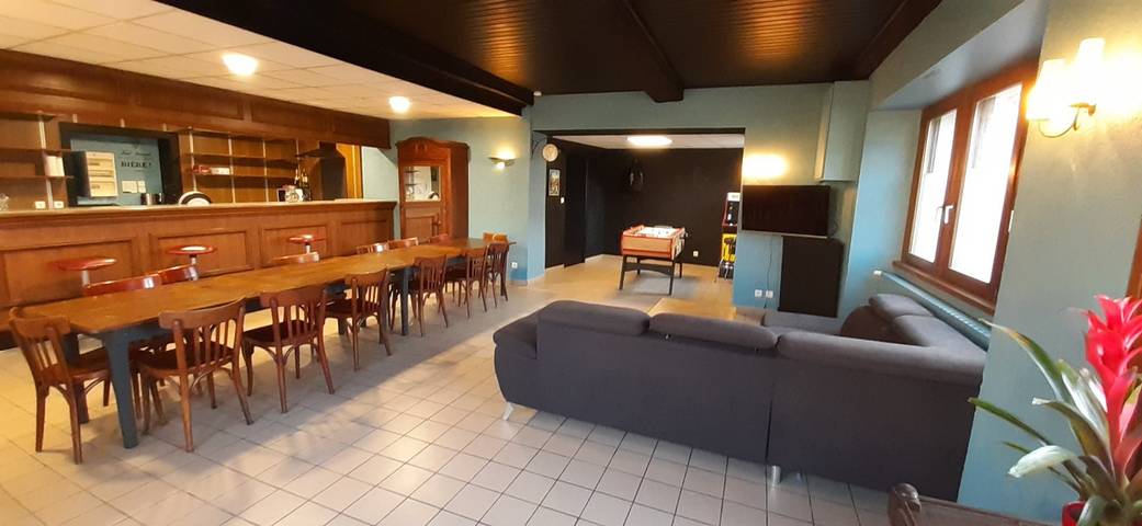 Gîte pour 14 personnes, avec terrasse et jardin dans Haute-Saône - 2