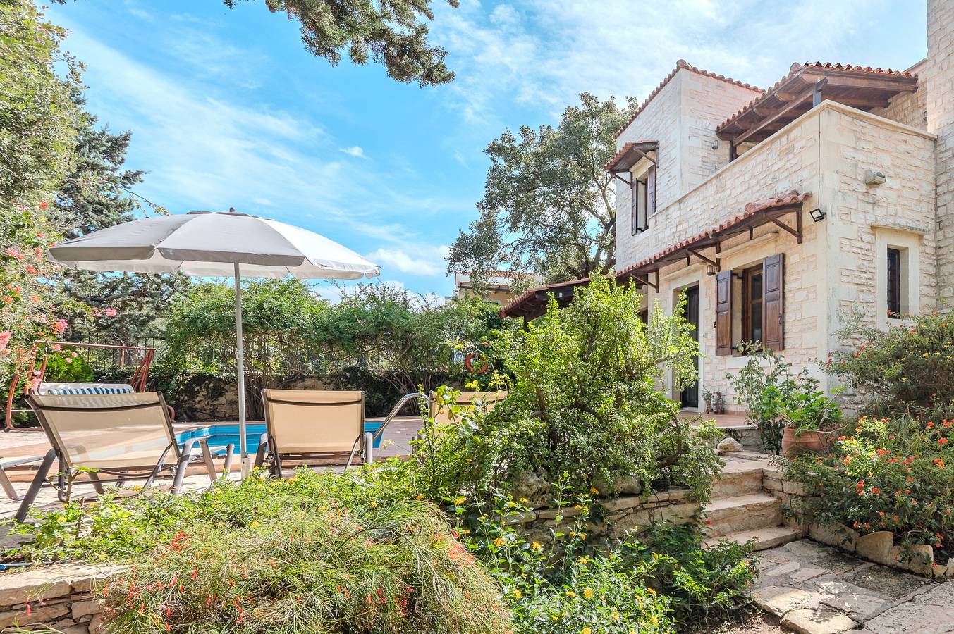 Phaedra Villa in Prines, Nikiforos Fokas