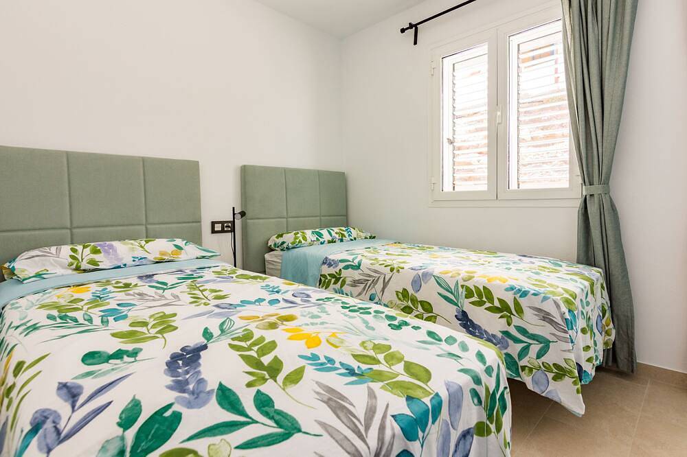 Beautiful holiday home with views of the Port in Morro del Jable, Pájara