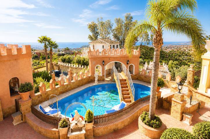 Casa vacanza per 15 persone, con Vista oceano e Balcone nonché Terrazza e Giardino a Malaga