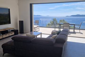Villa pour 10 Personnes dans Plage d'Aiguebelle, Le Lavandou, Photo 3
