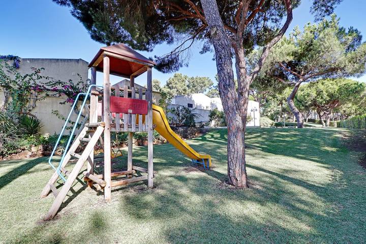 Vilamoura Golf Villa 1 With Pool in Vilamoura, Quarteira